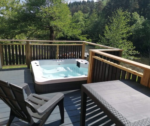 Photo du Grand Chalet 8/10 places du camping au coeur de l'Ardèche