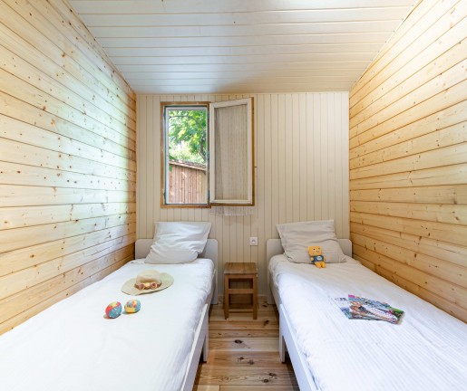 Photo du Grand Chalet 8/10 places du camping au coeur de l'Ardèche