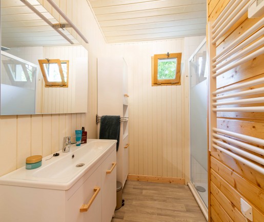 Photo du Grand Chalet 8/10 places du camping au coeur de l'Ardèche