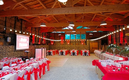 Le restaurant du camping en Ardèche La Grange : anniversaire, mariage, cousinade, ...